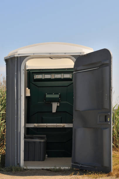 Porta potty rental for outdoor events in Dardenne Prairie, MO